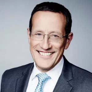 Richard Quest Photo